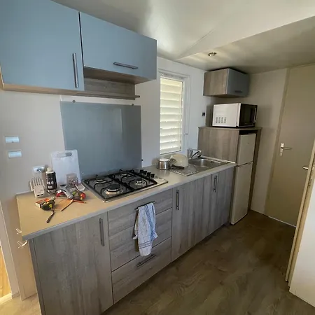 Üdülőpark Mobil Home Avec Terrasse Lacanau